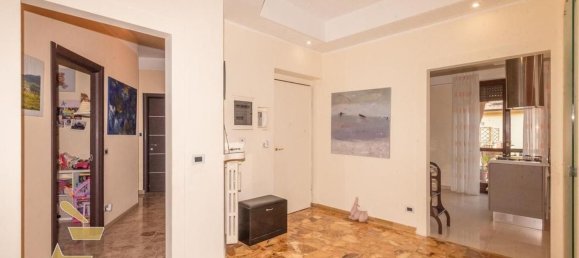 3-salle Appartement à Valenza, Italy No. 206167 15