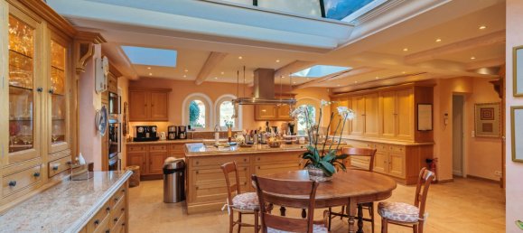 4 Schlafzimmer Villa in Grimaud, France, Nr. 815 10