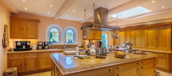 4 bedrooms Villa in Grimaud, France No. 815 12