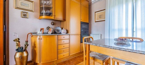 2 bedrooms Apartment in Rome, Italy No. 297885 23