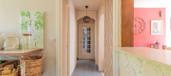 Apartamento de 3 dormitorios en Vire, France No. 356697 4