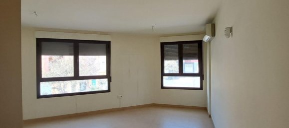Apartamento de 3 dormitorios en La Florida, Spain No. 167992 2