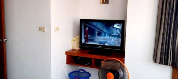 3 bedrooms Condo in Pattaya, Thailand No. 135 9