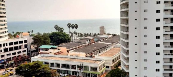 3 bedrooms Condo in Pattaya, Thailand No. 135 3