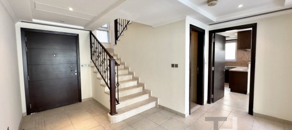 Villa de 3 dormitorios en Jumeirah Park, UAE No. 95711 6