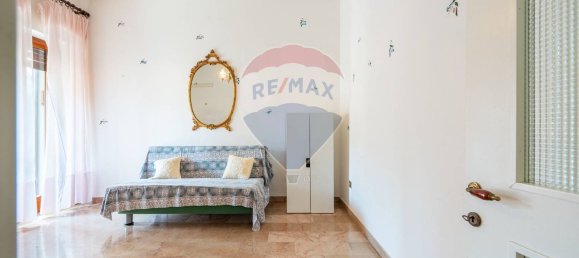 Apartamento de 5 dormitorios en Cagliari, Italy No. 335388 31
