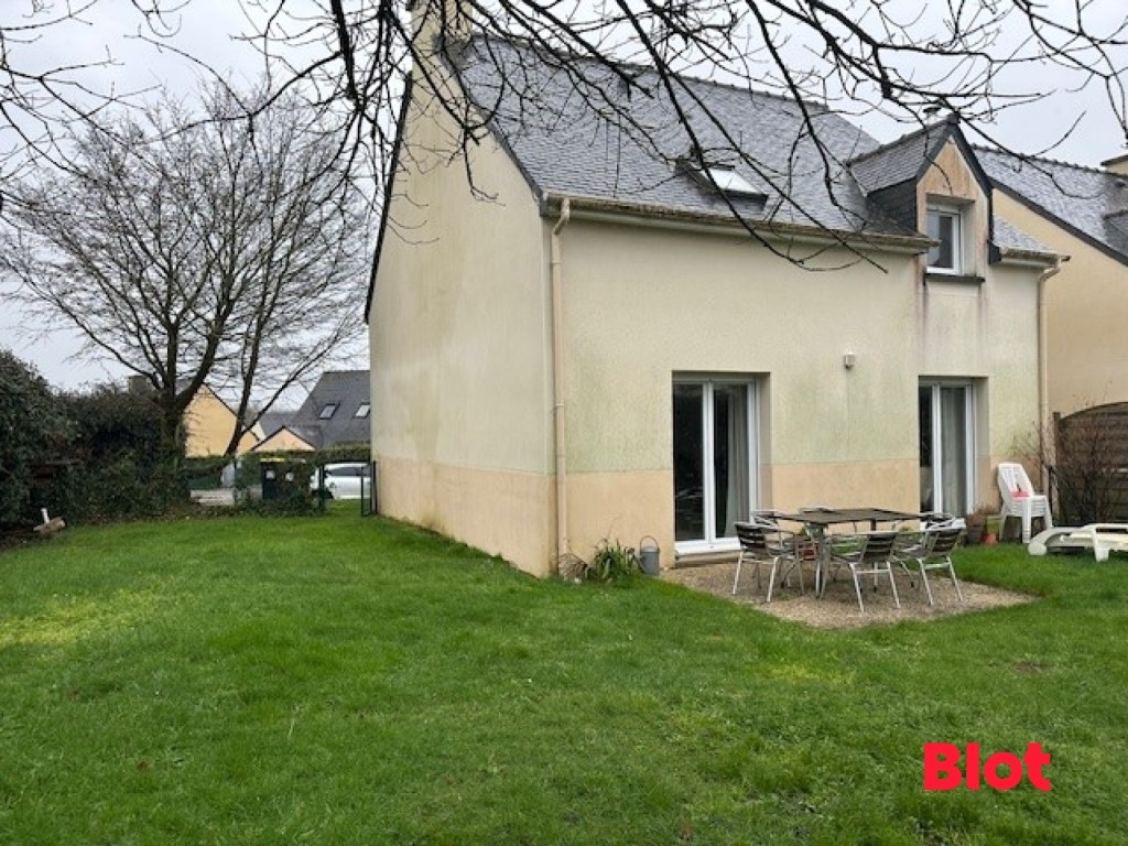 4 bedrooms Villa in Meucon, France No. 206318