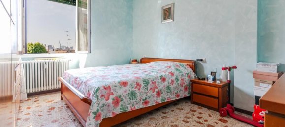 2 bedrooms Apartment in Milan, Italy No. 361586 24