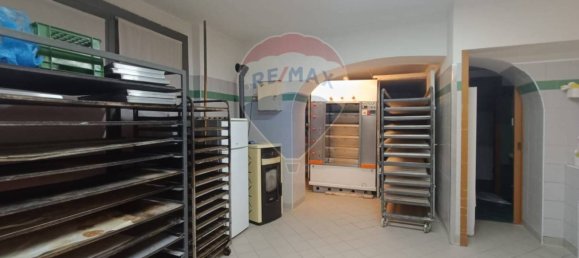 Propiedad comercial de 3 habitaciónes en Lurano, Italy No. 273641 5