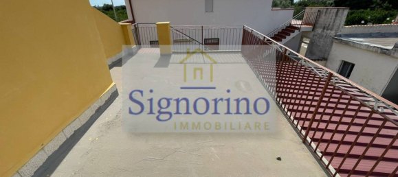 3 Schlafzimmer Villa in Syracuse, Italy, Nr. 292110 11