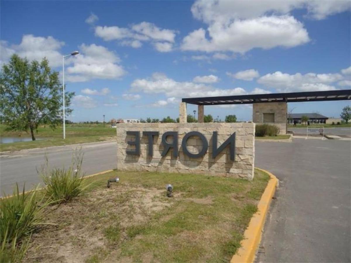  Land in Escobar, Argentina No. 115232