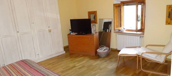 2 bedrooms House in Montespertoli, Italy No. 103709 8