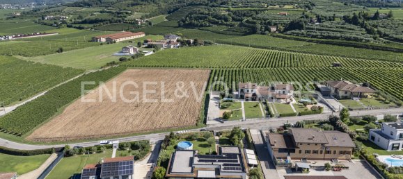 5 bedrooms Villa in Lavagno, Italy No. 263278 21