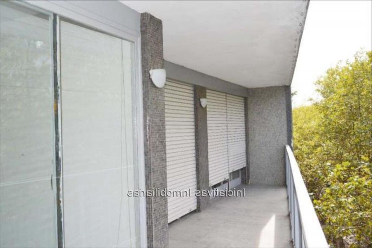 3 bedrooms Apartment in Montevideo, Uruguay No. 12070