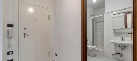 3 bedrooms Apartment in Zola Predosa, Italy No. 318757 3