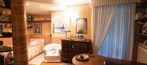 Villa T4 em Guanzate, Italy N.º 319630 14