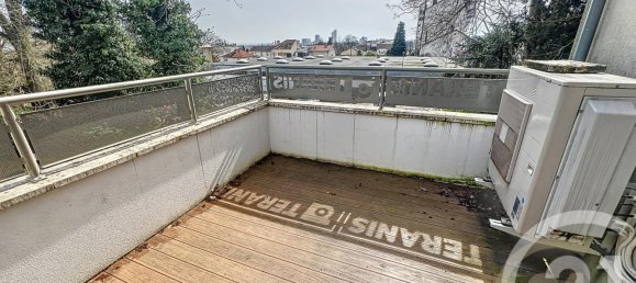 5-salle Appartement à Nancy, France No. 266774 7