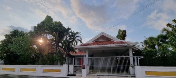 3 Schlafzimmer Haus in Pattaya, Thailand, Nr. 60087 2