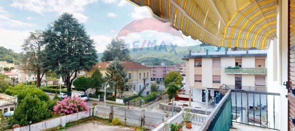 Apartamento de 4 dormitorios en Villafranca in Lunigiana, Italy No. 356188 41