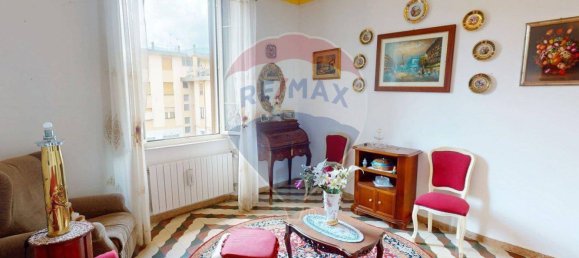 Apartamento de 4 dormitorios en Villafranca in Lunigiana, Italy No. 356188 5