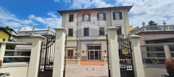 Apartamento de 4 dormitorios en Villafranca in Lunigiana, Italy No. 356188 9
