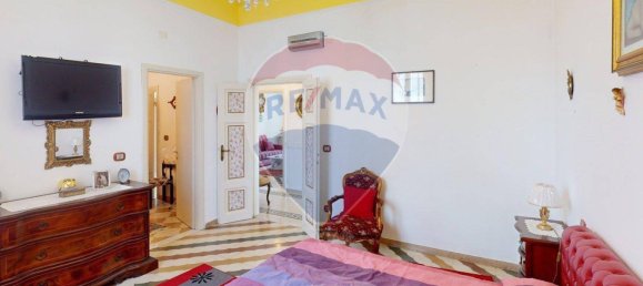 Apartamento de 4 dormitorios en Villafranca in Lunigiana, Italy No. 356188 46