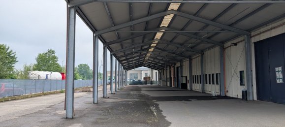 5000m² Warehouse in Carnate, Italy No. 359777 9