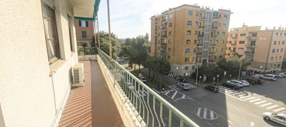 8 rooms Apartment in Genoa, Italy No. 27911 12