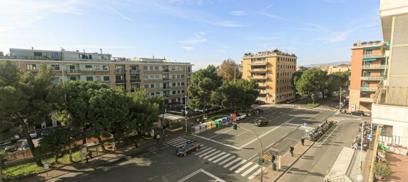 8 rooms Apartment in Genoa, Italy No. 27911 13