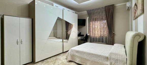 Apartamento T2 em Portici, Italy N.º 189221 12