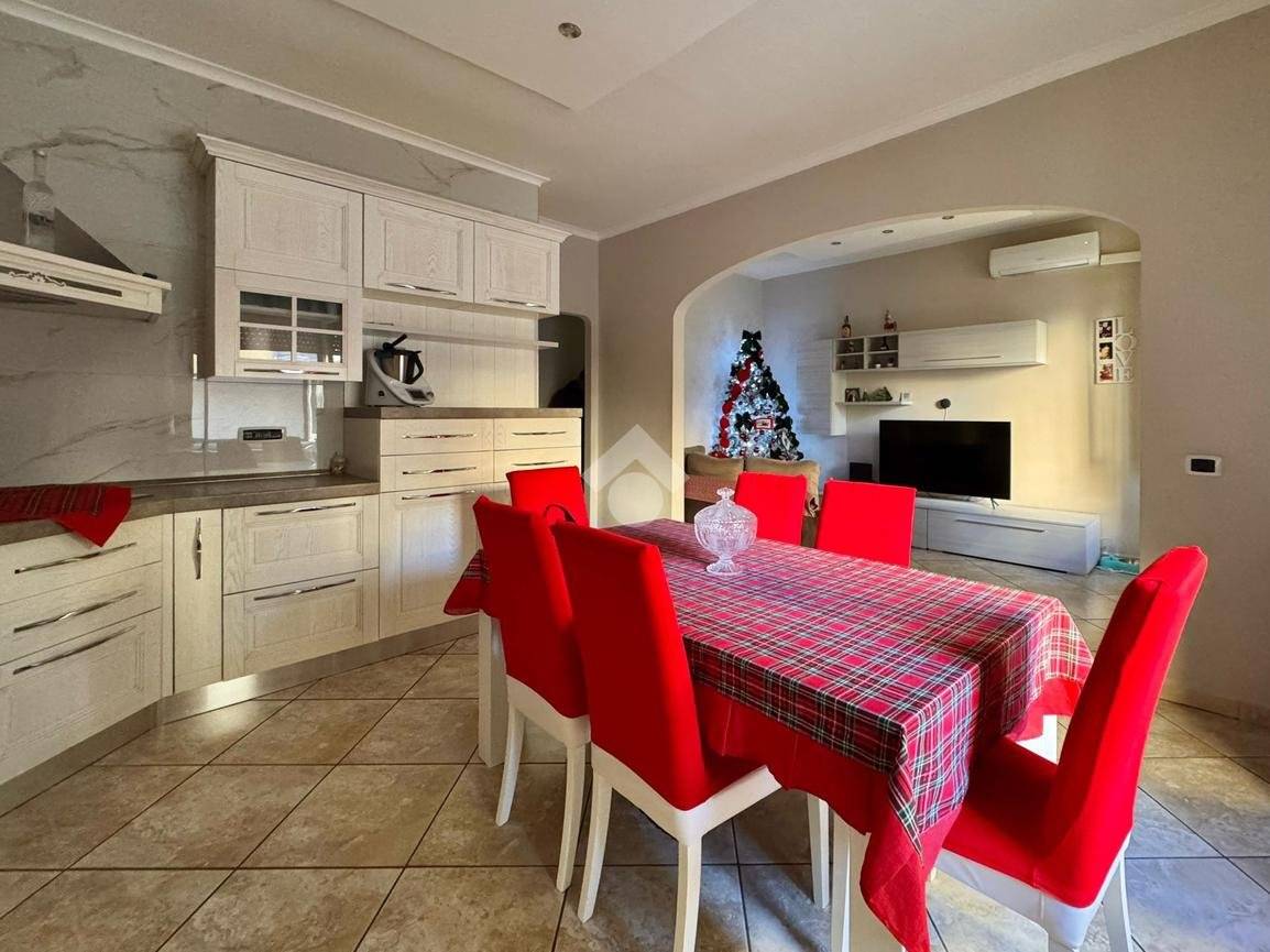 Apartamento T2 em Portici, Italy N.º 189221