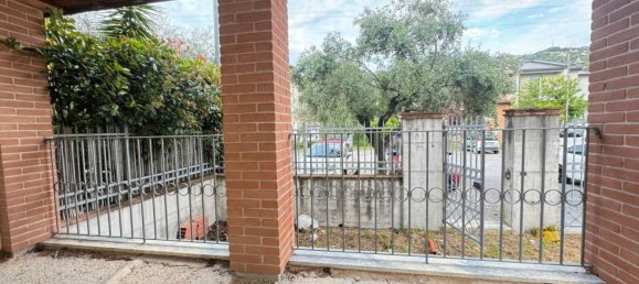 3 bedrooms Villa in Seravezza, Italy No. 111988 3