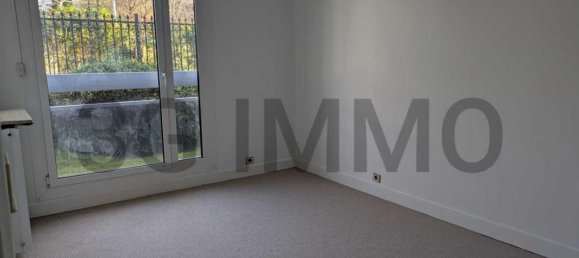 Квартира с 2 спальнями в Ангьен-ле-Бэн, Франция № 192978 9