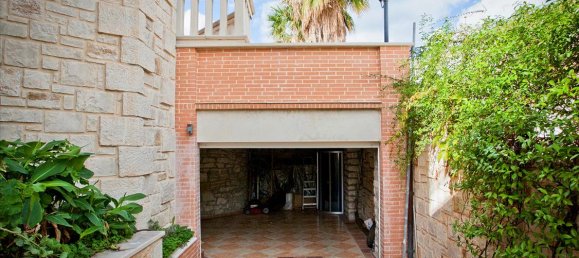 750m² Property in Hersonissos, Greece No. 7091 11