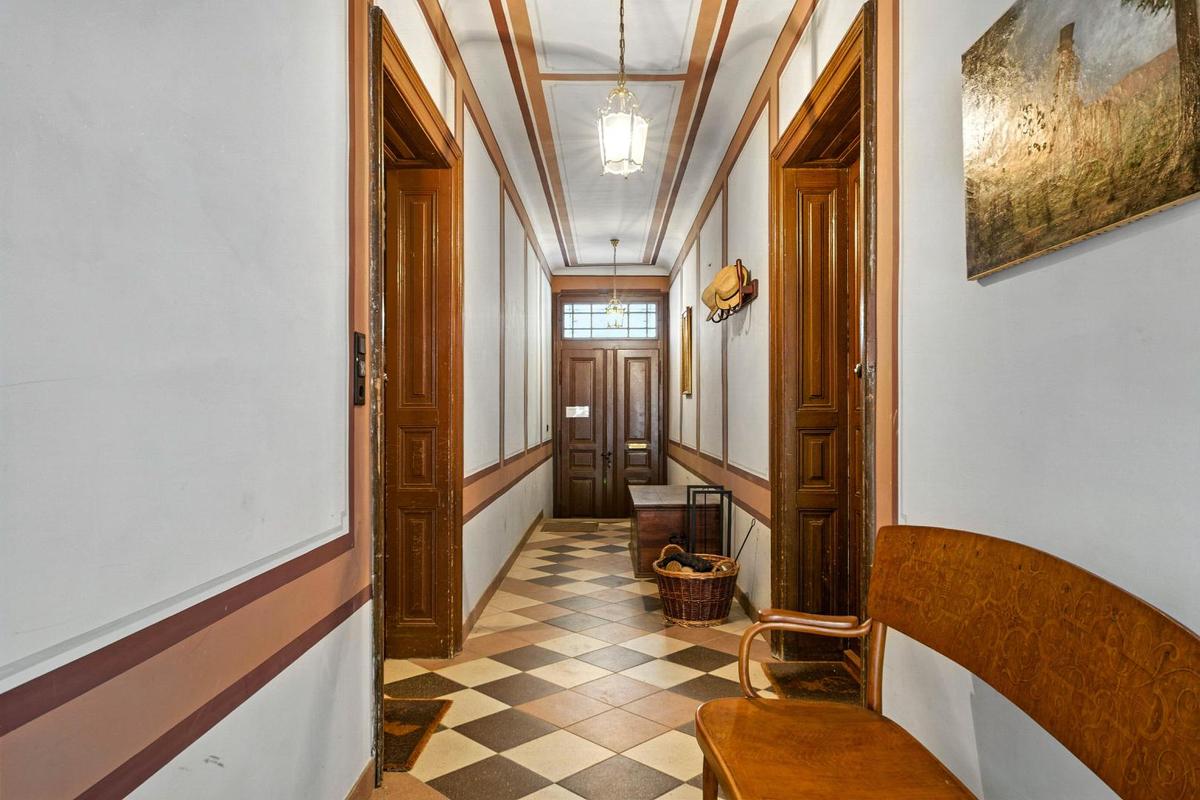 10غرفة شقة في Hollabrunn, Austria رقم 192489