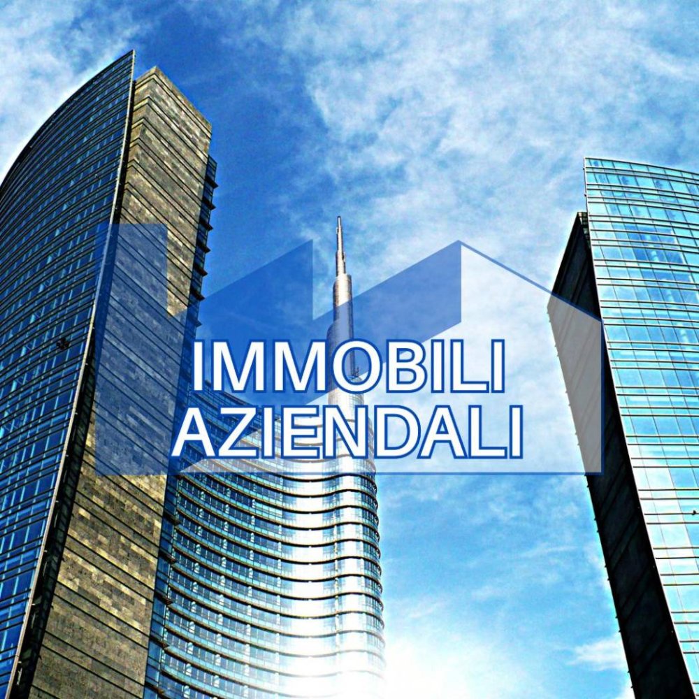 5 rooms Office in Parma, Italy No. 79316