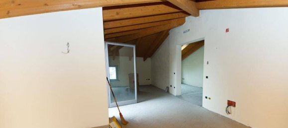 5 rooms Office in Parma, Italy No. 79316 10