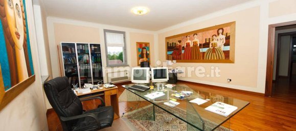 5 rooms Office in Parma, Italy No. 79316 4