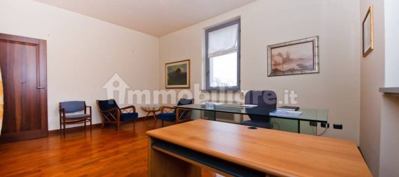 5 rooms Office in Parma, Italy No. 79316 7