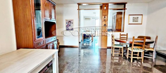 5 bedrooms House in Torgiano, Italy No. 360131 2