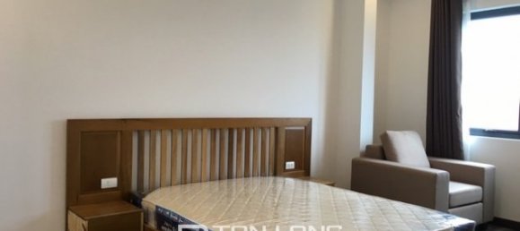 Apartamento de 3 dormitorios en Tay Ho, Vietnam No. 3010 8