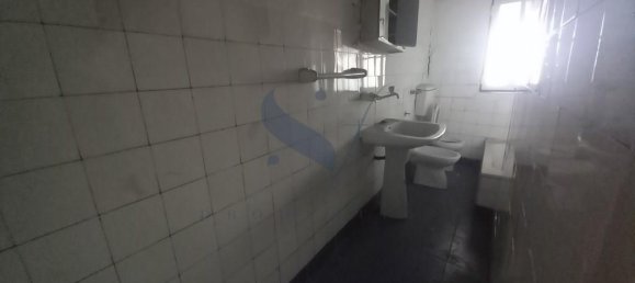  Building in Lisbon, Portugal No. 102620 35