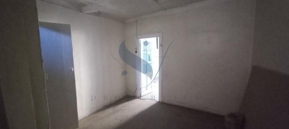  Building in Lisbon, Portugal No. 102620 15