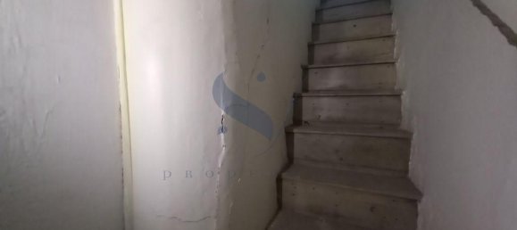  Building in Lisbon, Portugal No. 102620 10