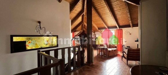 Дуплекс с 4 спальнями в Джульяно ин Кампанья, Италия № 209338 6