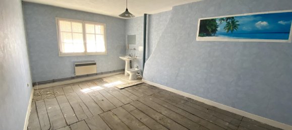 Дом с 4 спальнями в Сент-Аман-Монтрон, Франция № 250302 8