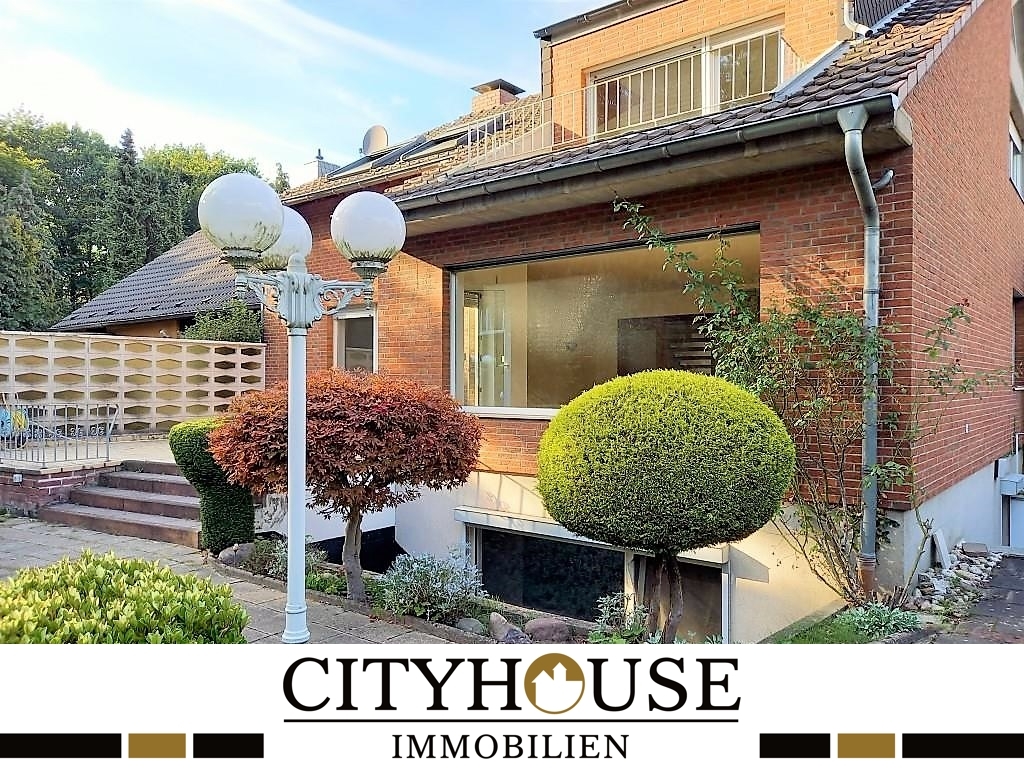 6 rooms House in Cologne, Germany No. 165462