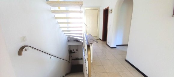 6 rooms House in Cologne, Germany No. 165462 3