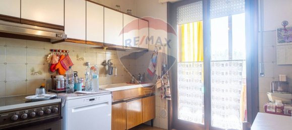 2 bedrooms Apartment in Parma, Italy No. 310967 7