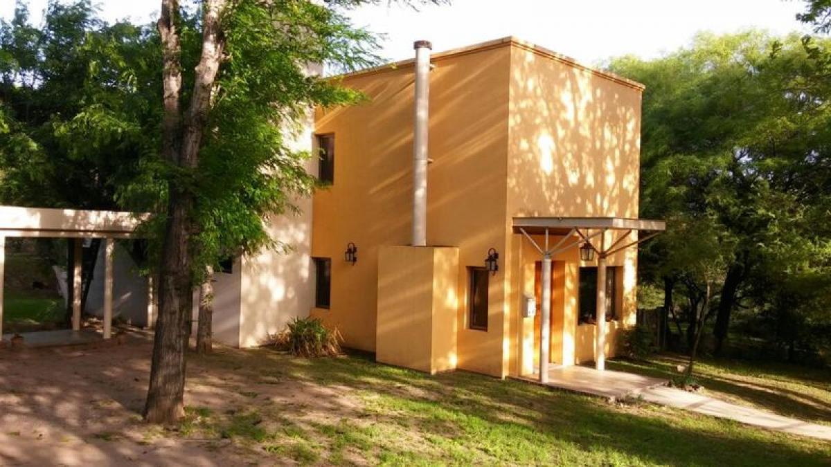 4 bedrooms House in Cordoba, Argentina No. 3470